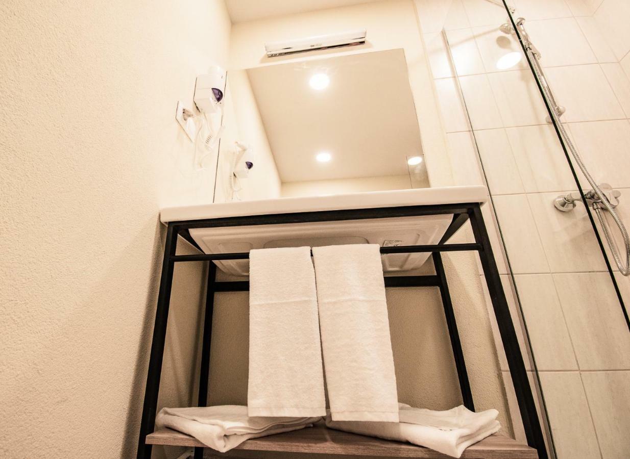 A&M Hotel With Free Parking プロヴディフ エクステリア 写真