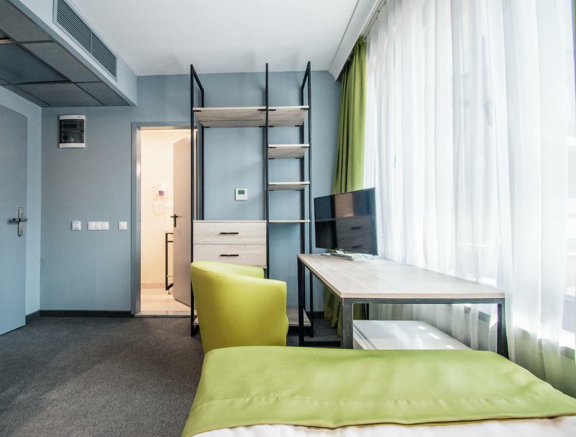 A&M Hotel With Free Parking プロヴディフ エクステリア 写真